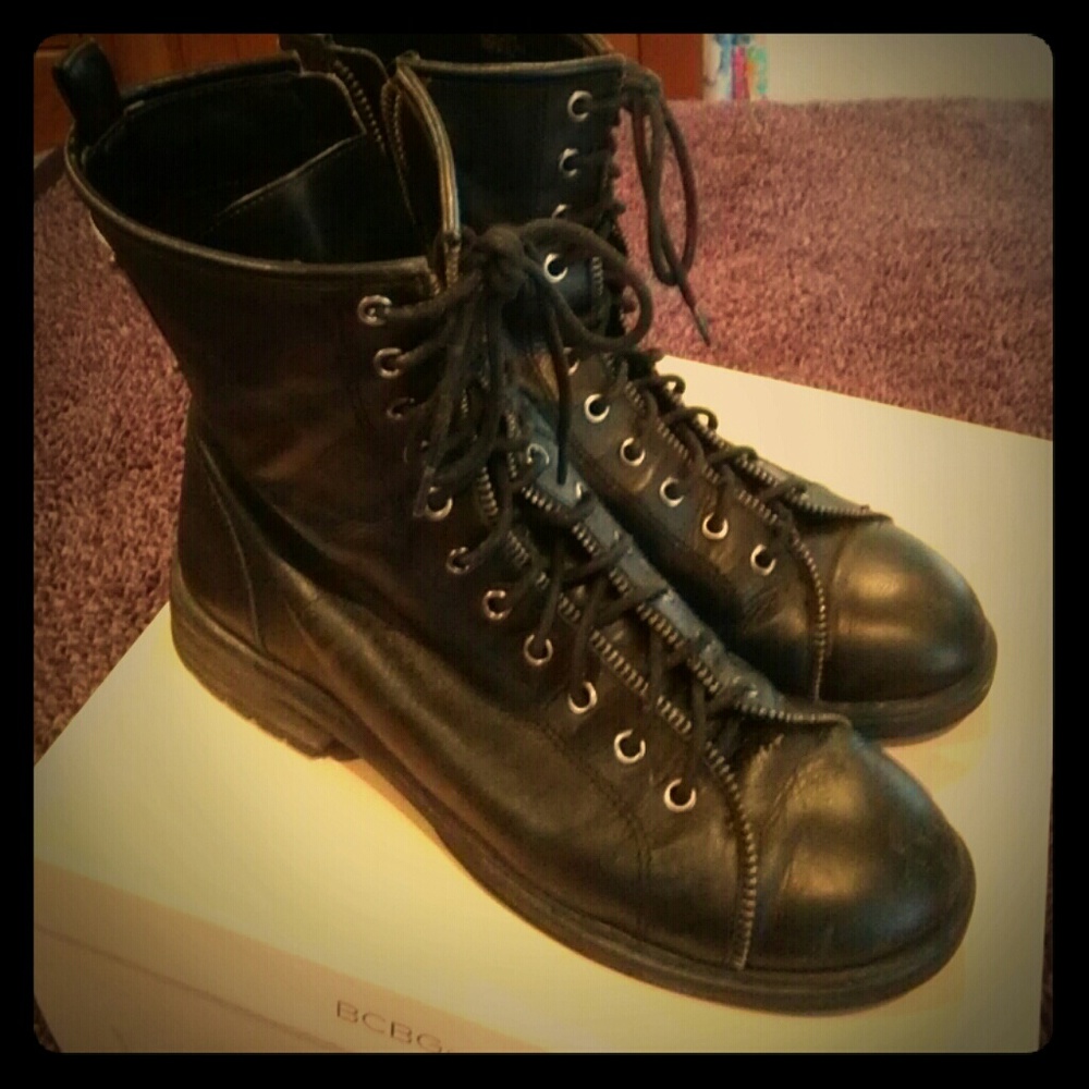 BCGGeneration black zip up boots