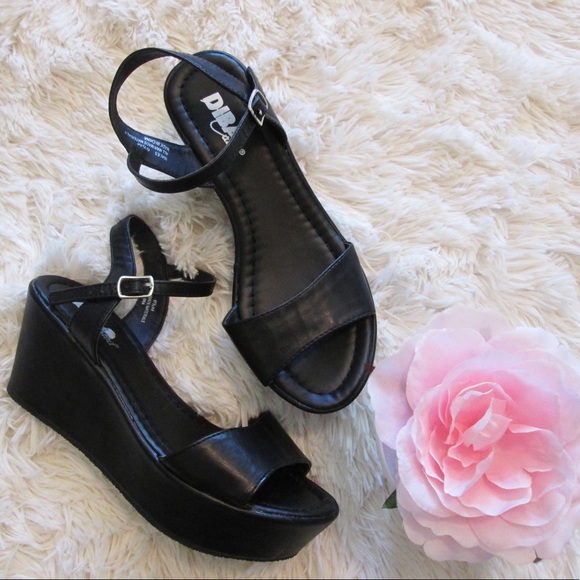 Diba Shoes - Diba black 90's inspired flatform sandals