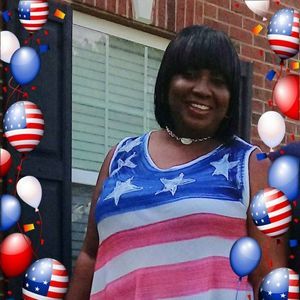 Meet your Posher, Beverly