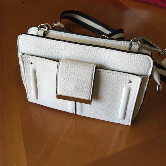 Steve Madden Clutch/Wallet on String/New - Picture 1 of 6