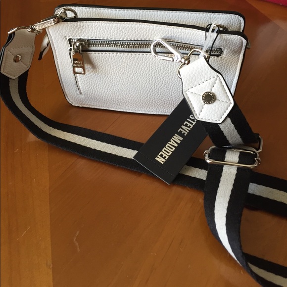 Steve Madden Clutch/Wallet on String/New - Picture 2 of 6