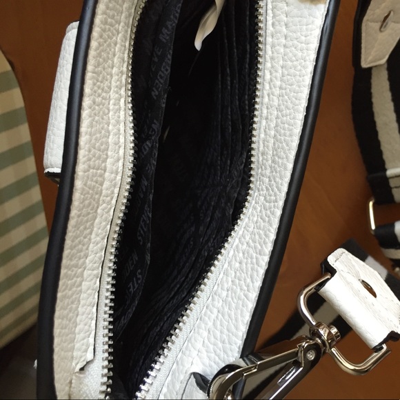 Steve Madden Clutch/Wallet on String/New - Picture 6 of 6