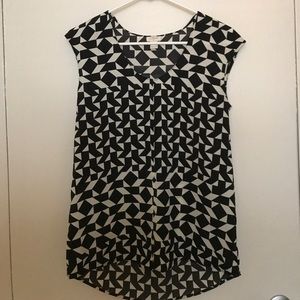 Women's black and white blouse