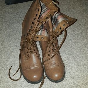 Women's boots