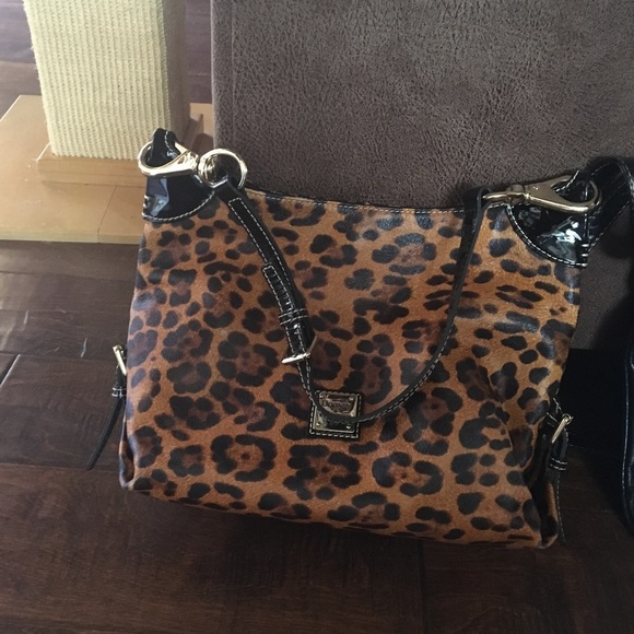 Purses: Multiple - Picture 8 of 8