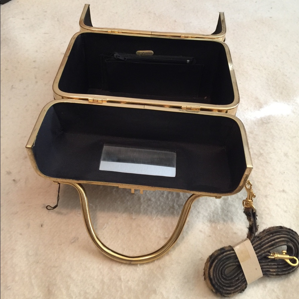 Handbag - Picture 4 of 5