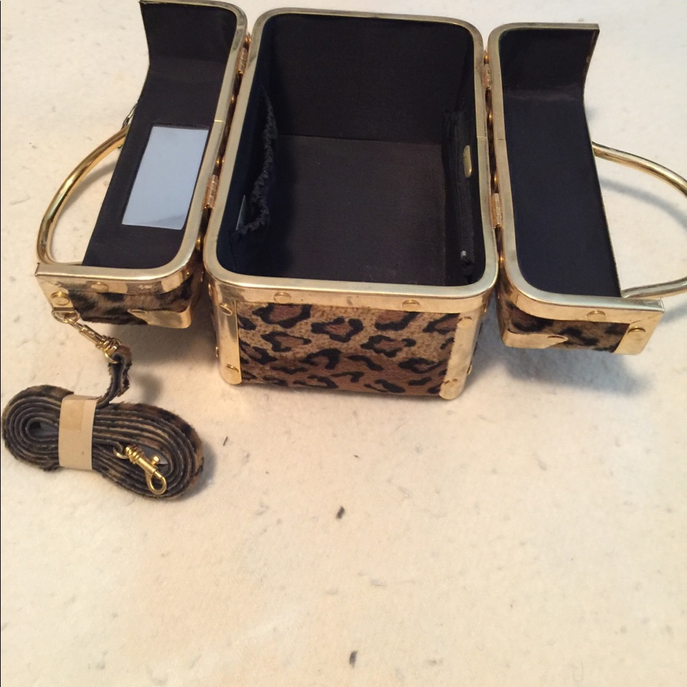 Handbag - Picture 5 of 5