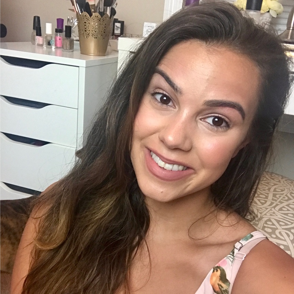 Meet your Posher, Christina
