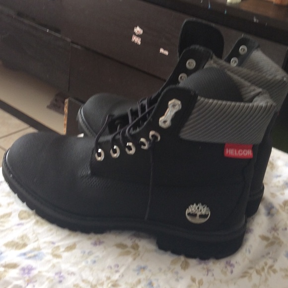 Special edition black timberland boots !