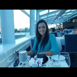 Meet your Posher, Jennifer