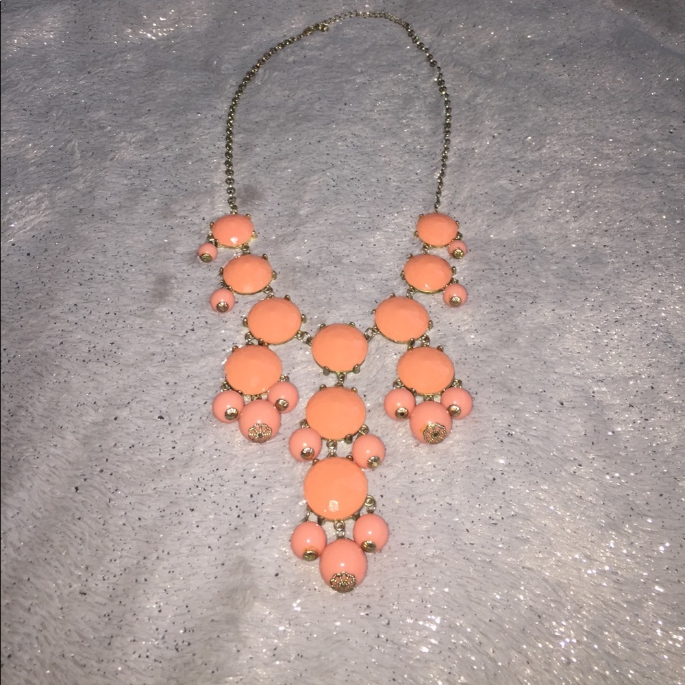 PREPPY CORAL STATEMENT NECKLACE