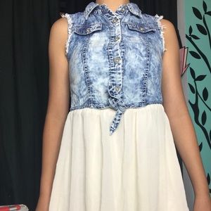 guess distressed denim and Flowy  bottom