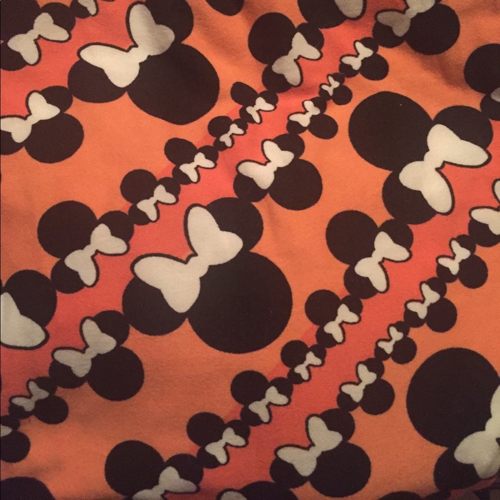 Lularoe TC Disney Leggings