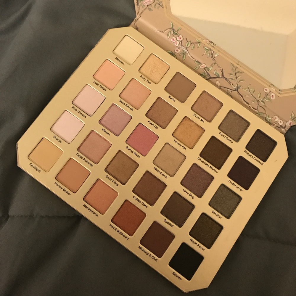 Limited edition Too Faced Natural Love palette 🌼