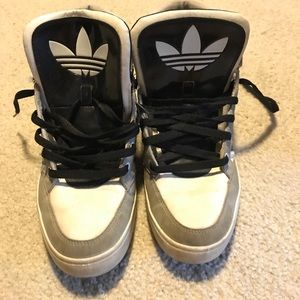 Size 9 Adidas High Top Shoes