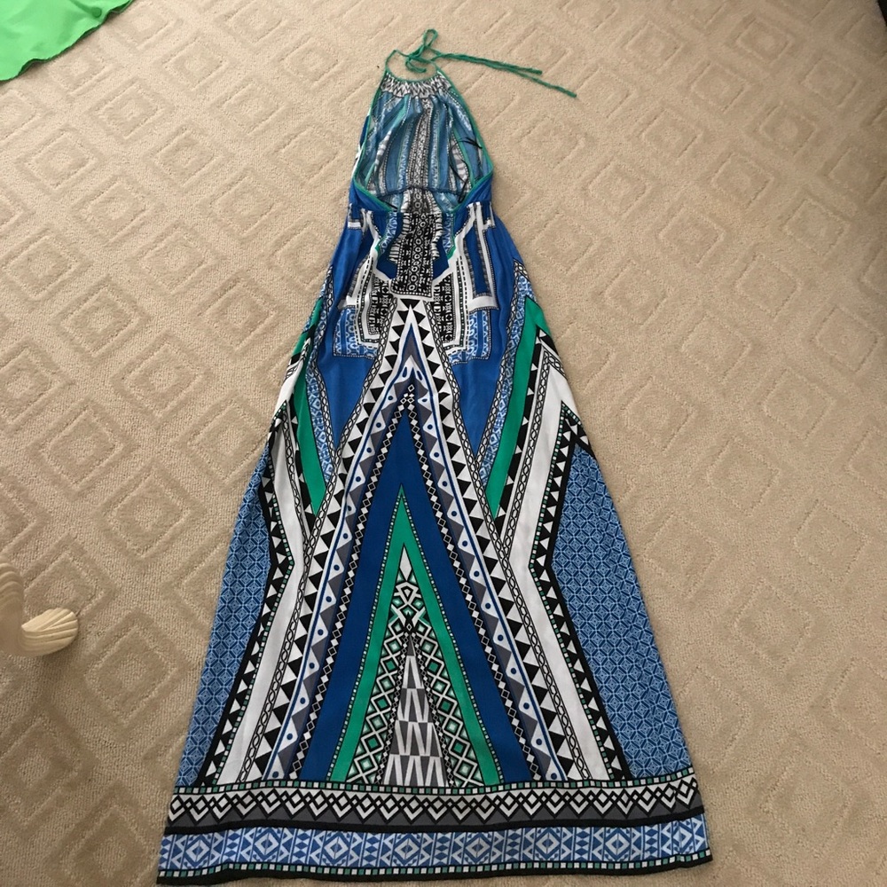 Dress - Picture 2 of 3