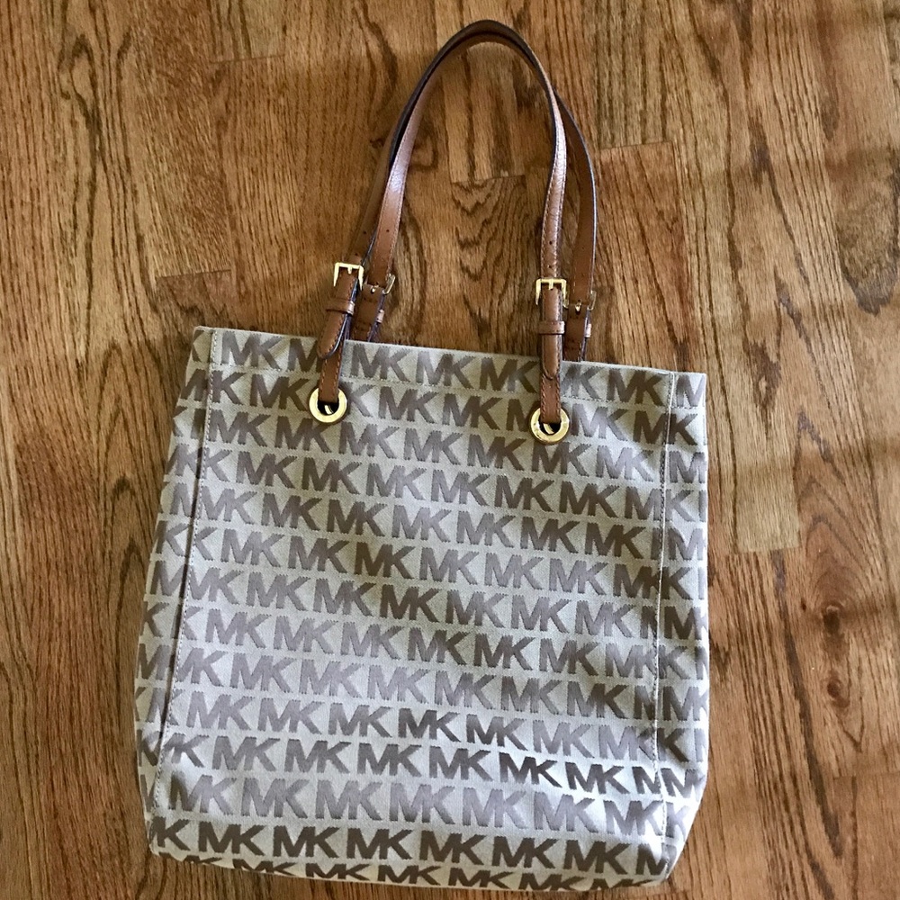 Michael Kors Tote