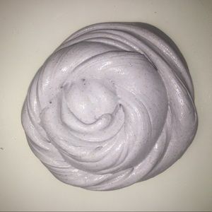 Am  selling 4oz slime that's called Cinnamon toast