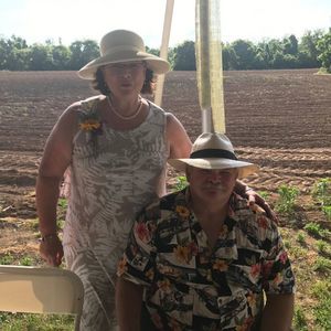 Meet your Posher, Beverly