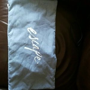 The Beach People INFLATABLE Beach Cushion