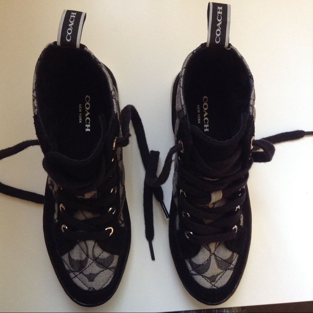 COACH Pita Denim and Suede Sneaker!