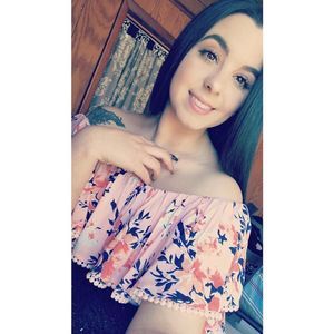 Meet your Posher, Alyssa