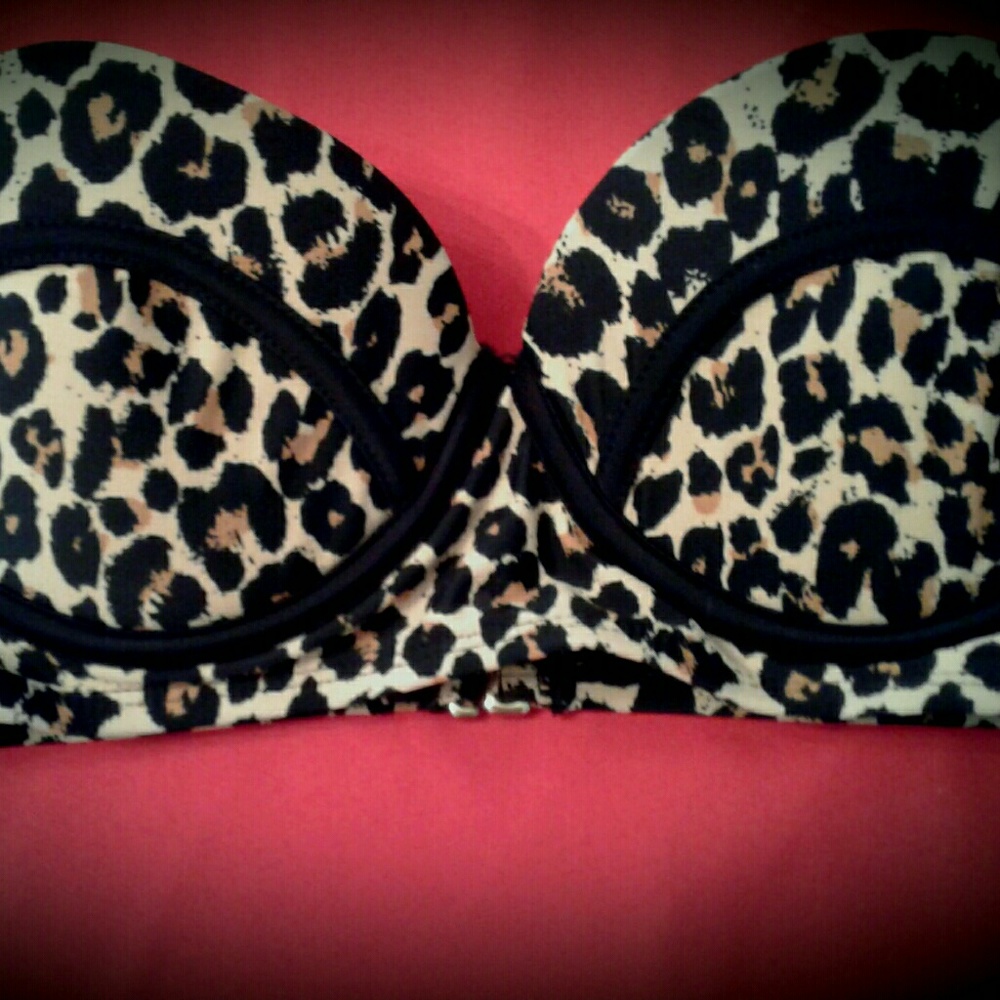 Leopard print bikini top