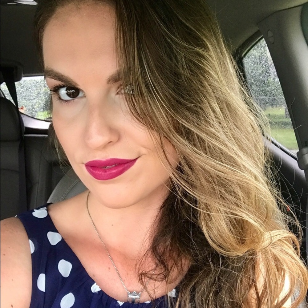 Meet your Posher, Ashley