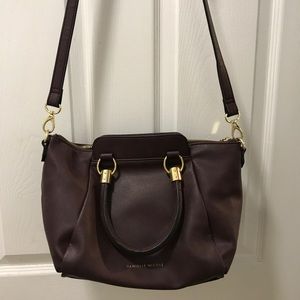 Danielle Nicole burgundy shoulder purse. like new