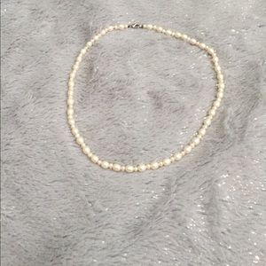 CLASSIC PEARL NECKLACE