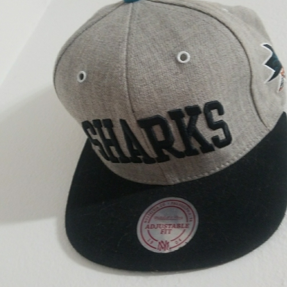 🔥FLASH SALE🔥Sharks Cap