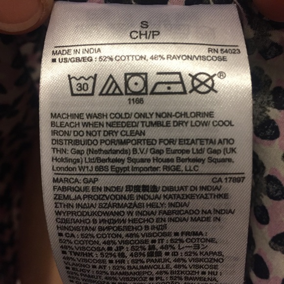 GAP Button Up Shirt Butterflies Print 💋🦋 - Picture 7 of 7