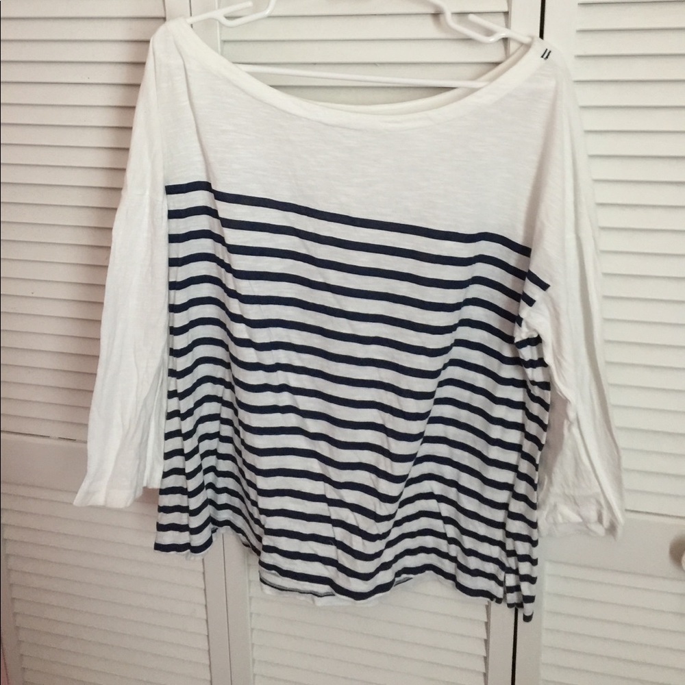 blue and white striped relax fit tshirt