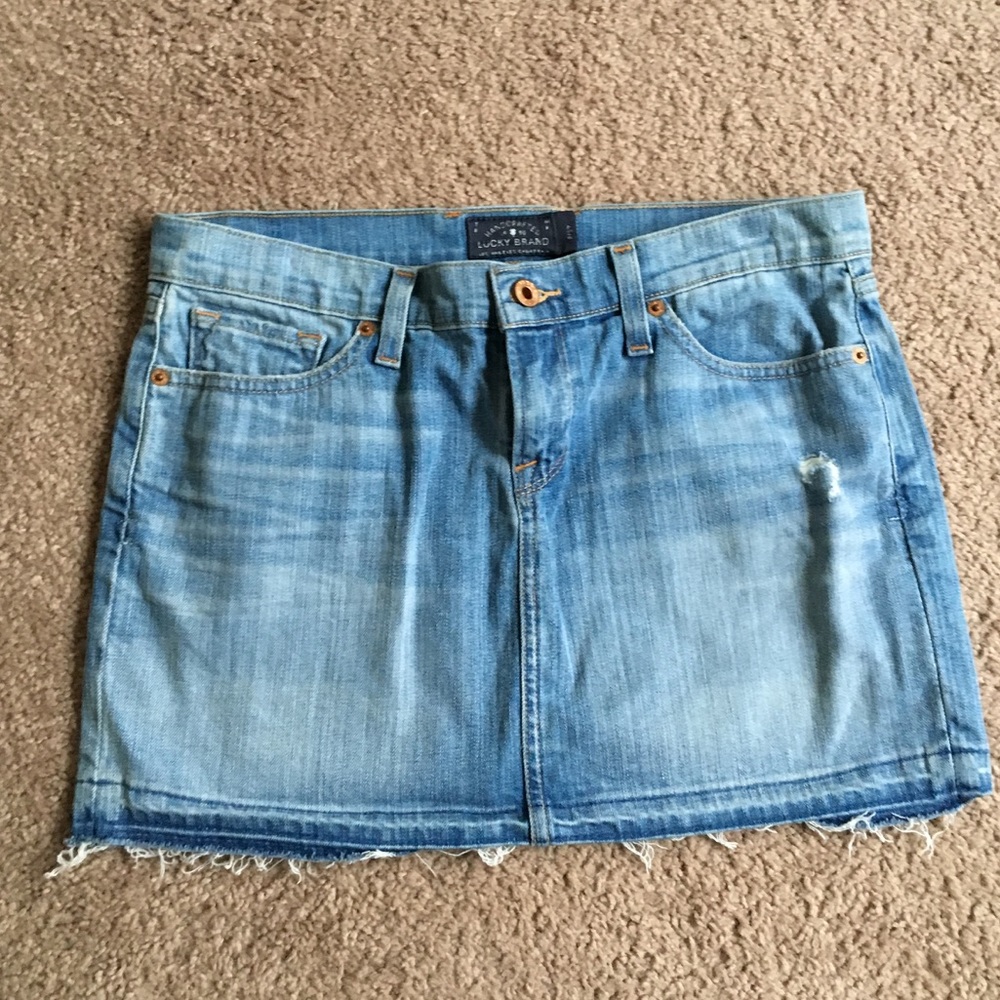 Lucky brand distressed denim mini skirt size 4/27