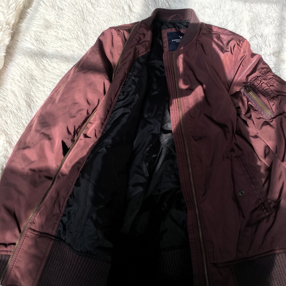 maroon american eagle bomber jacket 🌟