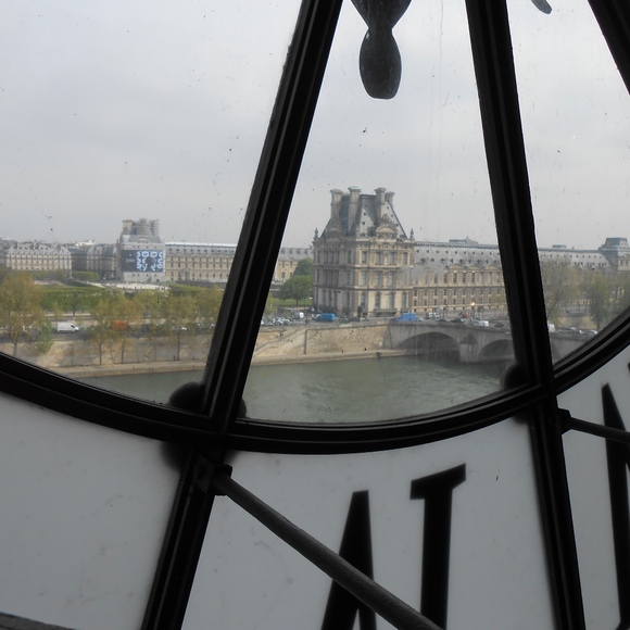 Meet your Posher, Laura - Picture 3 of 8