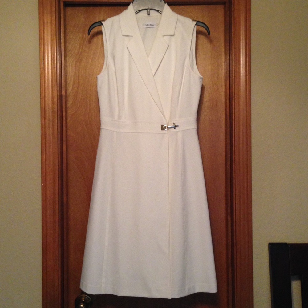 $Final price drop!$ White CK collared dress