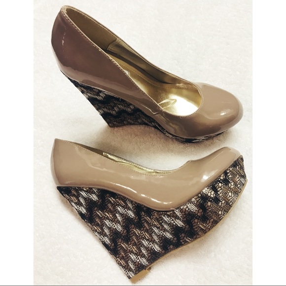 Steve Madden Shoes - Steve Madden • NWOT Wedges