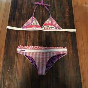 Maagi Reversible bikini size Sm