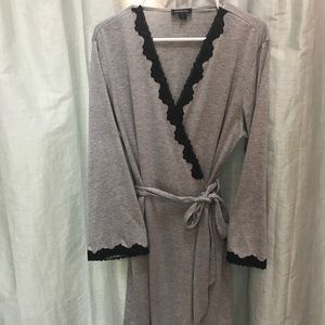 Heather Gray & Black Lace Wrap Robe