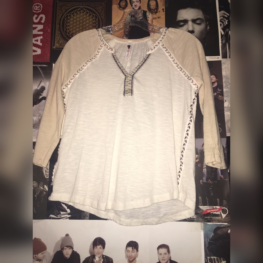 Semi long sleeve top