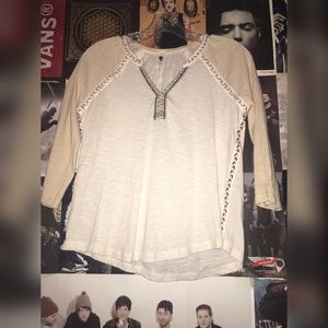 Semi long sleeve top