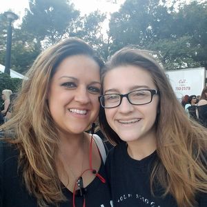 Meet your Posher, April