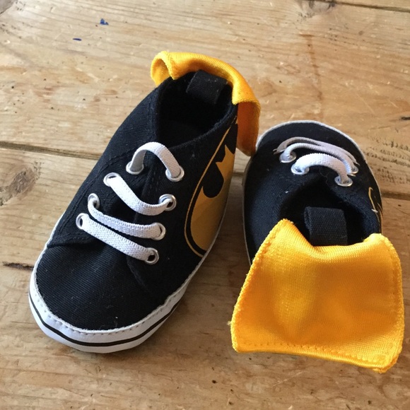 Batman Baby Shoes - Picture 2 of 5