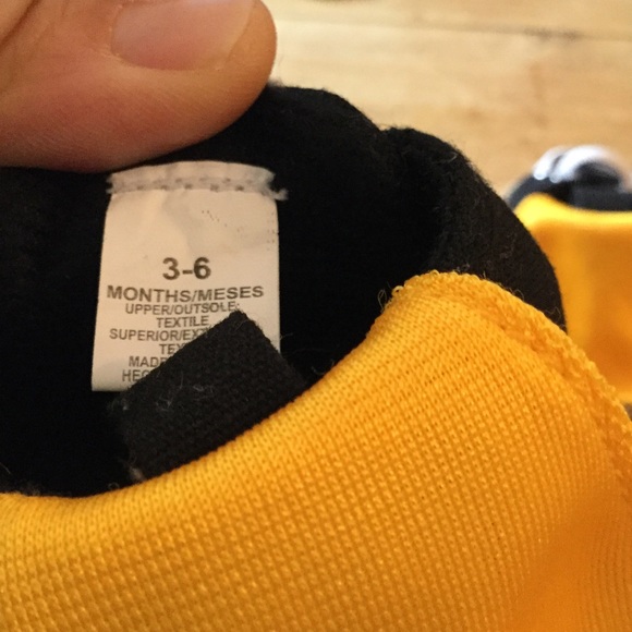 Batman Baby Shoes - Picture 4 of 5