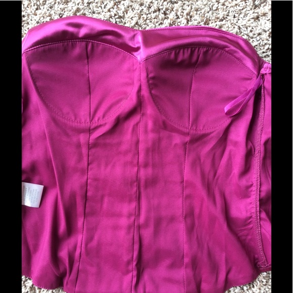 💋 Satin Bustier Top 💋 - Picture 5 of 5