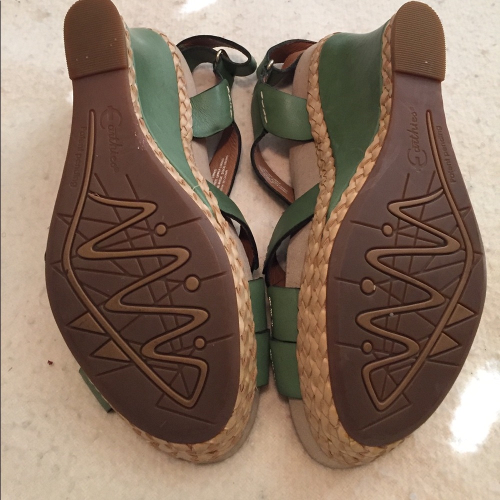Sandals - Picture 5 of 6