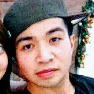 Meet your Posher, Carlos paul