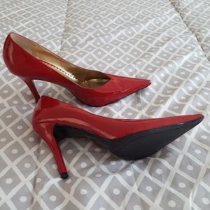 Jessica Simpson Red leather pumps