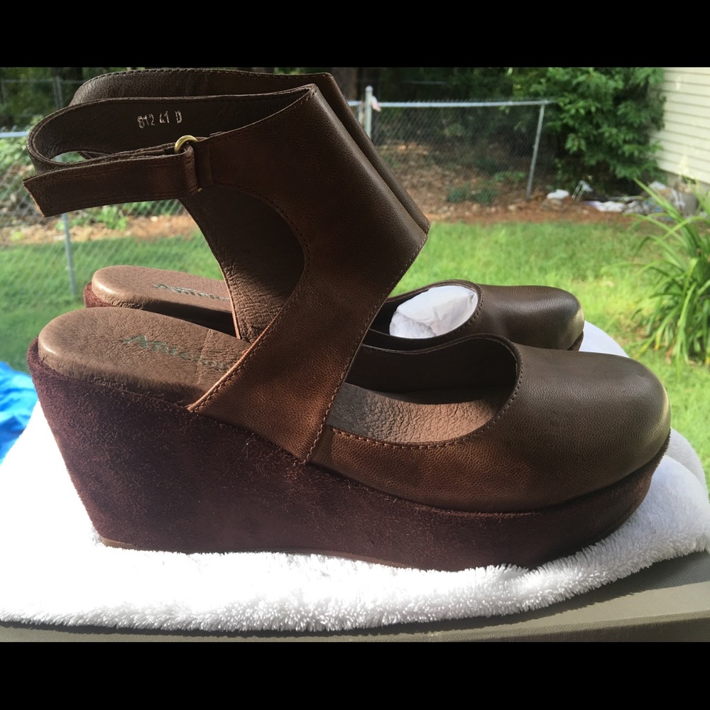 Brand New! Wedges Super comfortable